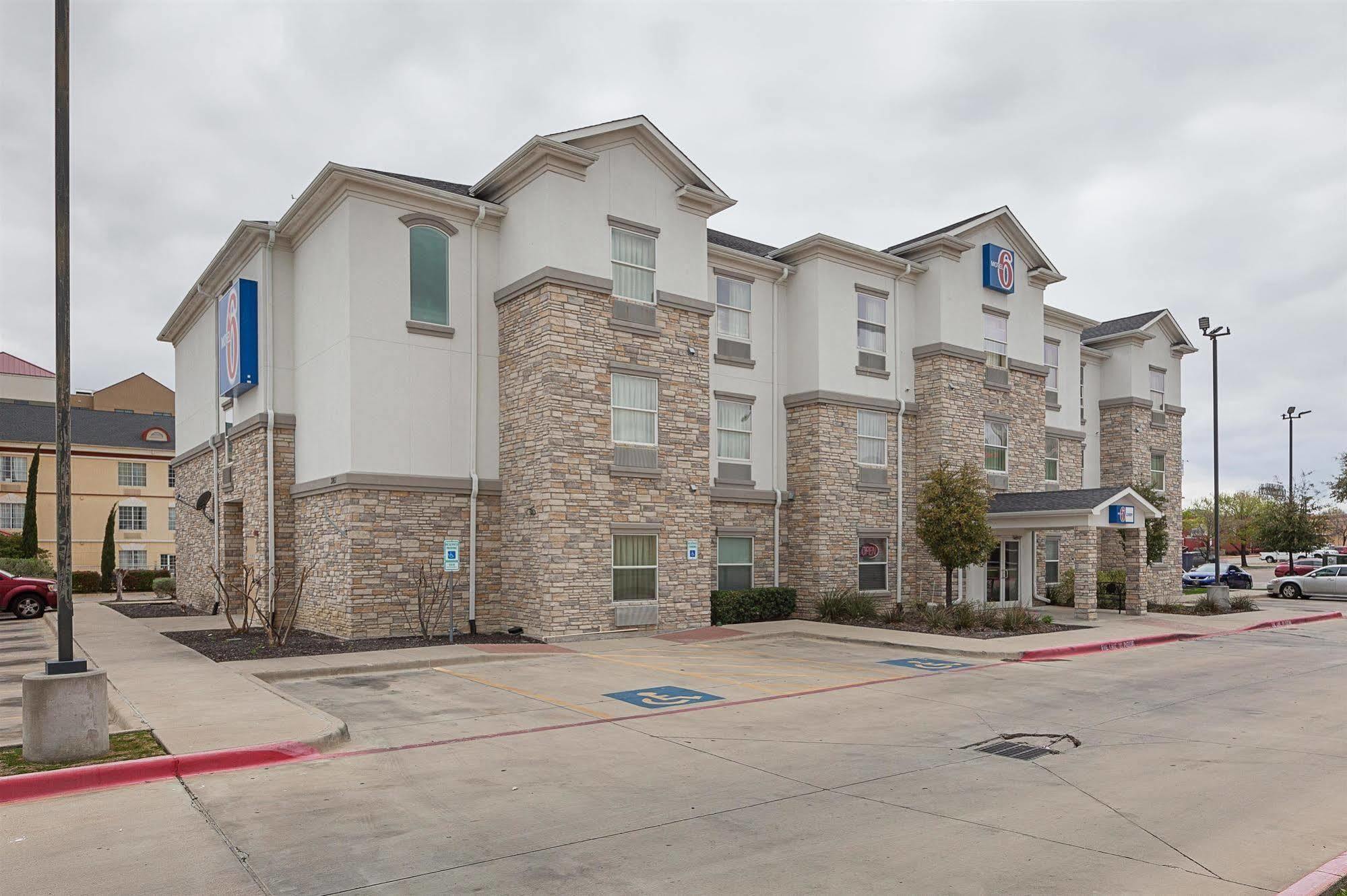 Motel 6-Fort Worth, Tx Εξωτερικό φωτογραφία